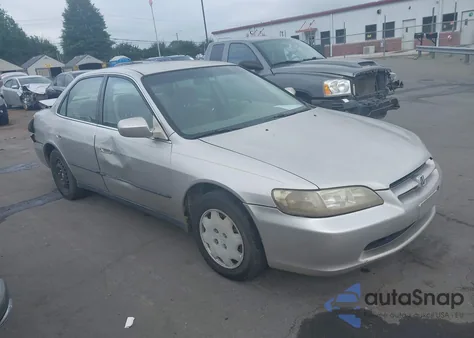 1999 Honda Accord Lx z USA, uszkodzony, nr VIN JHMCG5644XC052268